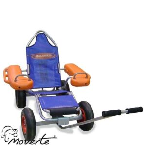 illa de ruedas anfibia con flotadores naranjas y ruedas todoterreno, diseñada para acceso al mar y baño asistido